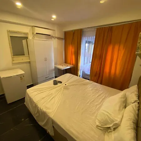 Happy Dreams Ekonomik Hotel *