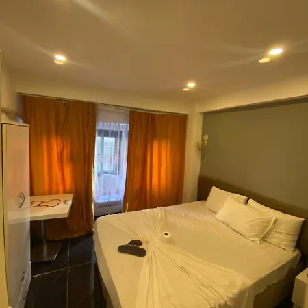 Happy Dreams Ekonomik Hotel *